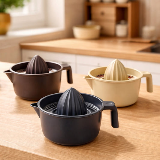 Plastic Squeezer 600ml