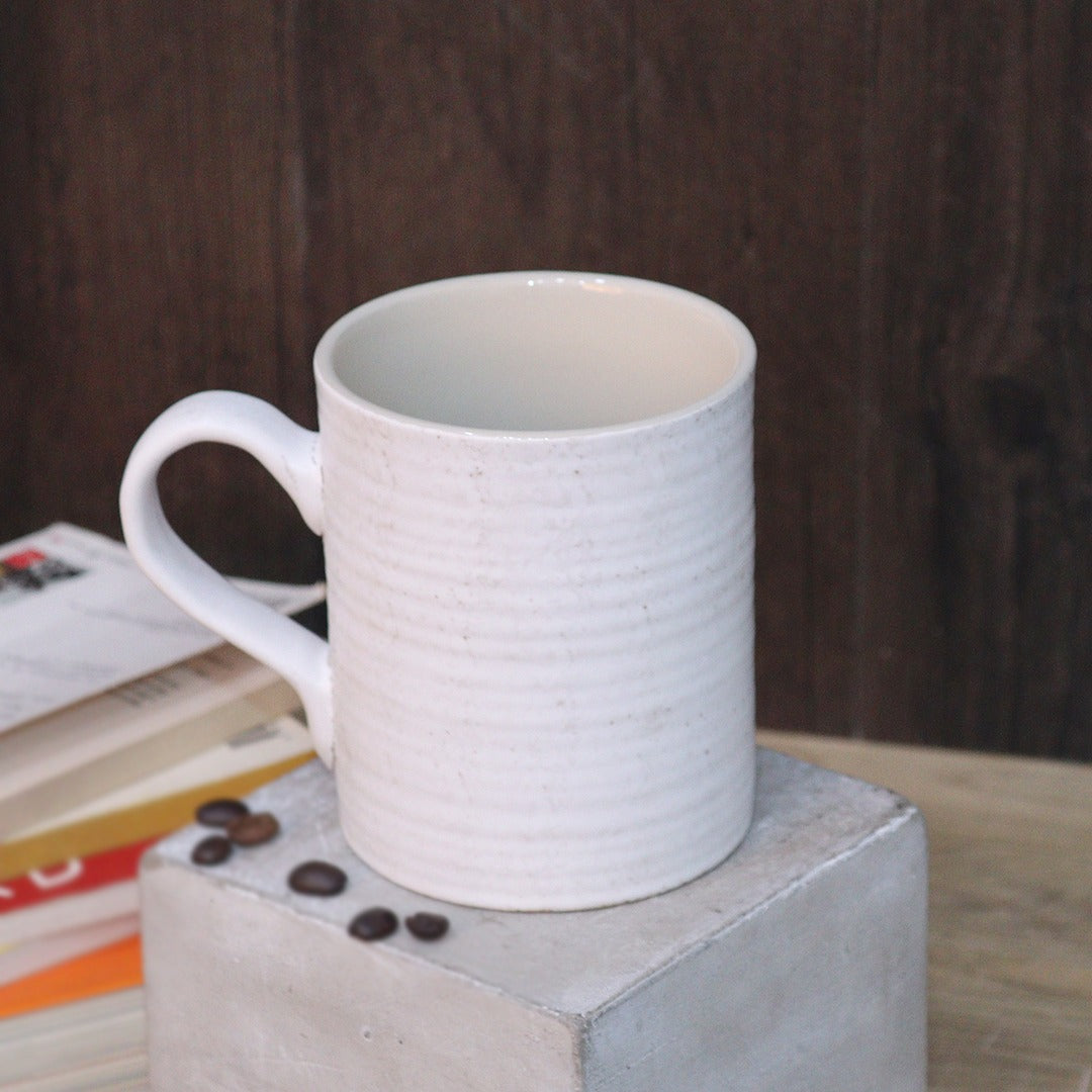 Retro White Porcelain Mug