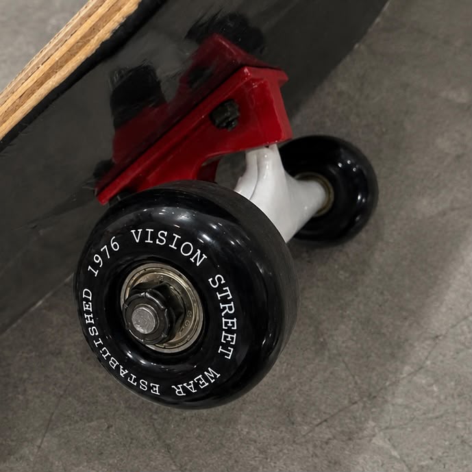 Black Skateboard (L:79cm)
